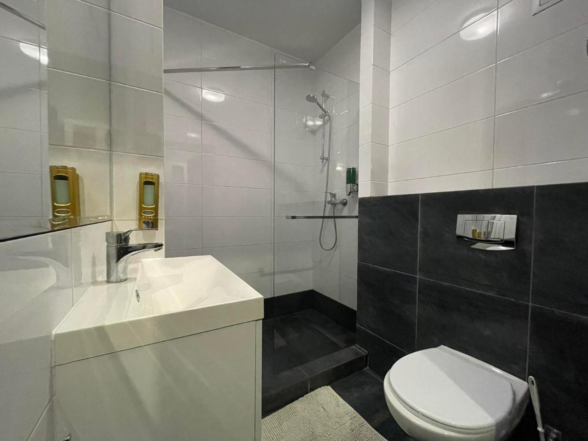 Rynek 14 & Restaurant Bed & Breakfast Иновроцлав Екстериор снимка