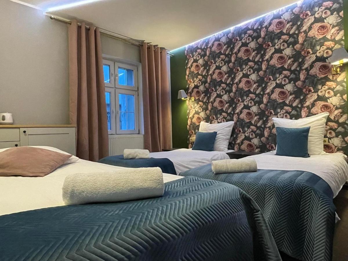 Rynek 14 & Restaurant Bed & Breakfast Иновроцлав Екстериор снимка
